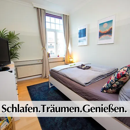 12 Fewos Im Jugendstilhaus Mit Aufzug, Terrasse, Kingsize-bett, Smart-tv, Etc